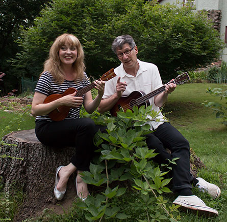 the Ukulele Scramble, photo by Karen Gardner
